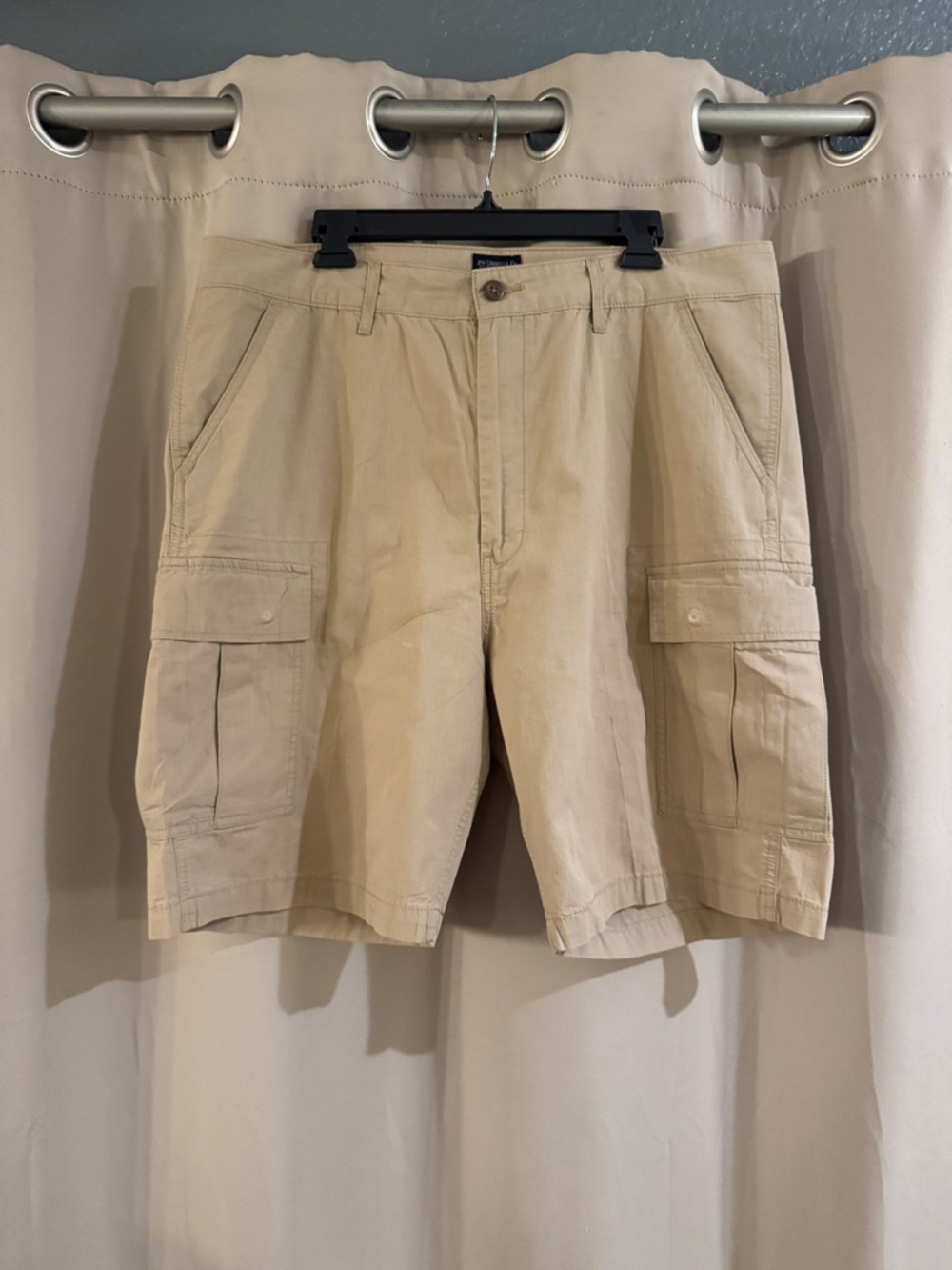 Levi's Khaki Cargo Shorts - Light Tan